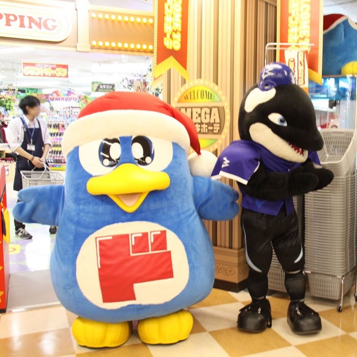 ドンペンとMEGAドン・キホーテ八千代16号バイパス店