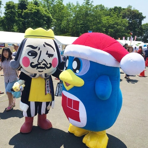 ドンペンとご当地キャラふれんどフェスティバルinとまこまい