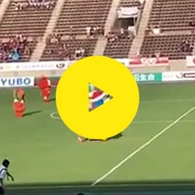 ドンペンと沖縄ドンキ&FC琉球タイアップ