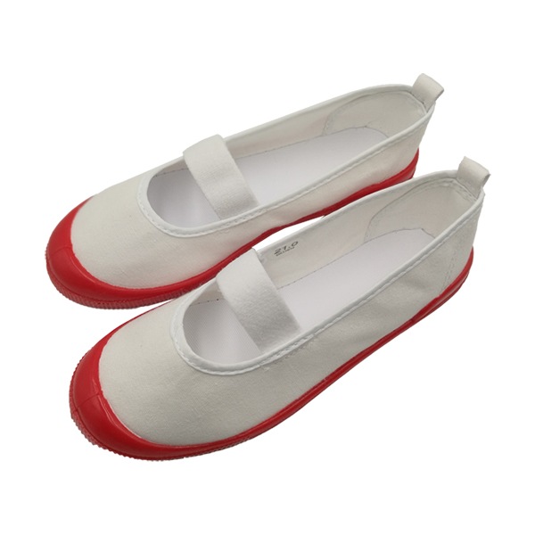 バレーシューズ